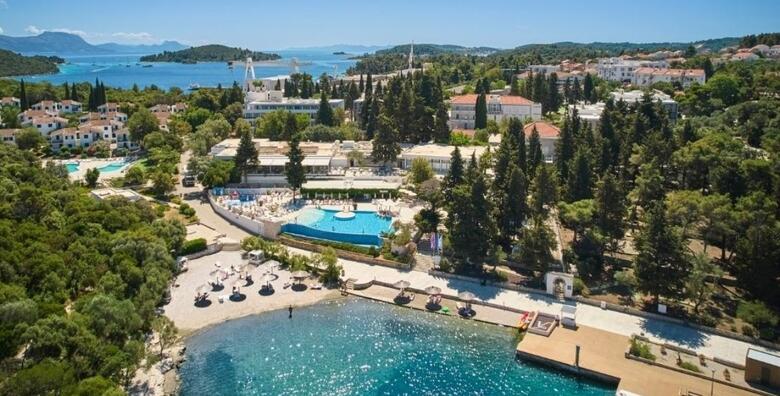 POSEBNA PONUDA! Aminess Velaris Resort 4* - 4 ili 7 noćenja s polupansionom za 2 osobe i 1 dijete ili 3.odraslu osobu uz korištenje vanjskog bazena i fitnessa