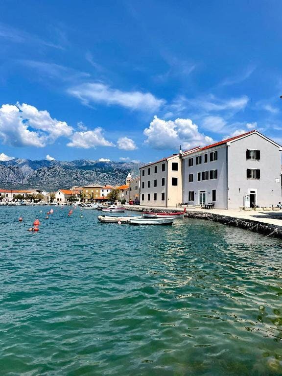 Aparthotel Tamarix - Ljeto u čarobnoj uvali za 4 osobe - Dvoetažni apartman - Plaćaš 4
