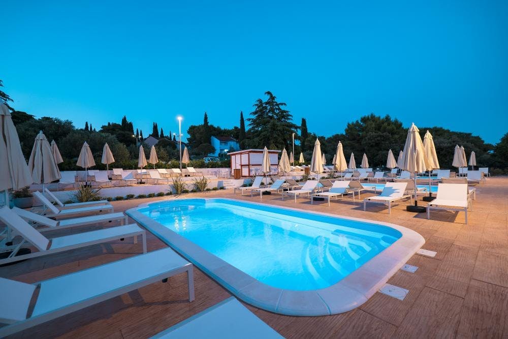 Apartmani Medena - Ljeto s polupansionom u Trogiru za 4 osobe - Apartman Superior B 4+1