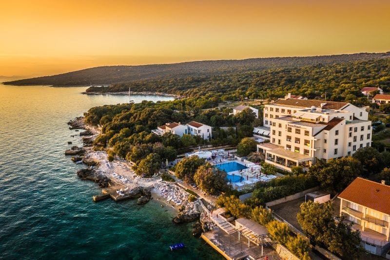 La Luna Island Hotel - Obiteljski all inclusive kraj ljeta na Pagu - Posebna akcija