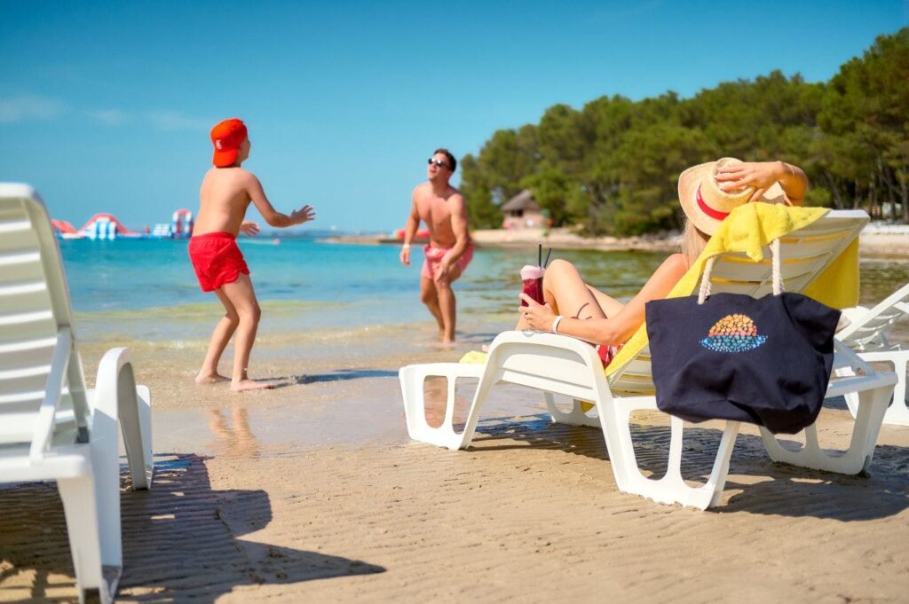 Pine Beach Pakoštane - All inclusive light odmor uz sport i prirodu - Posebna ponuda za obitelji