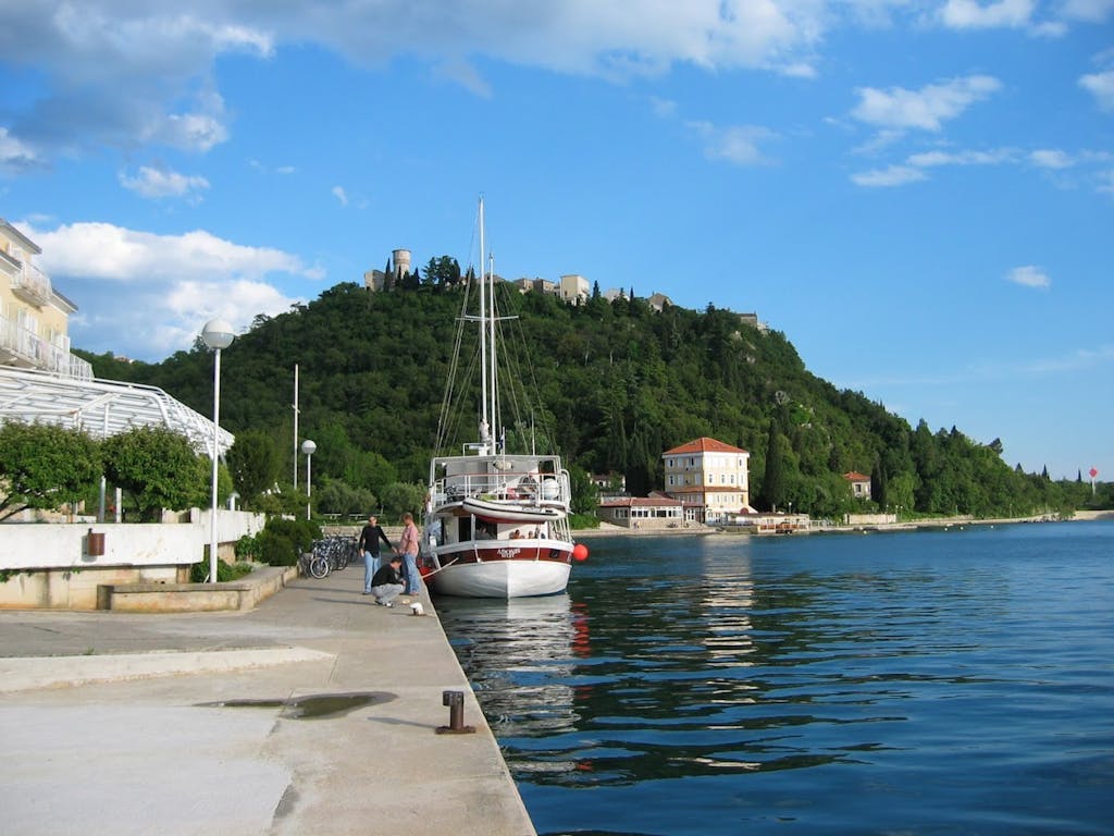 Hoteli Omišalj - Hotel Adriatic - Rujan na Krku