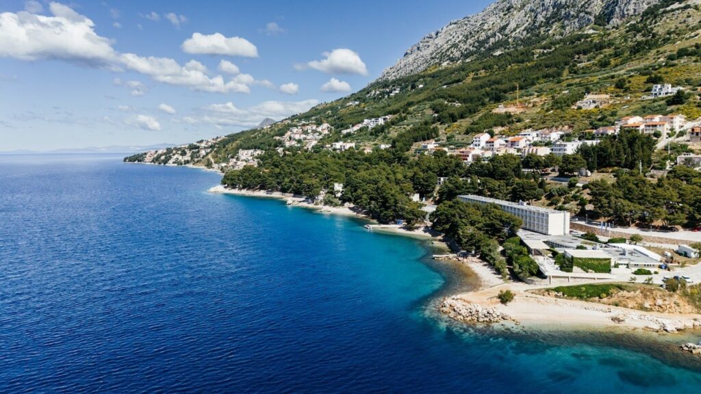 Sagitta Holiday Resort - Obiteljski kraj ljeta u Omišu - Superior obiteljski apartman